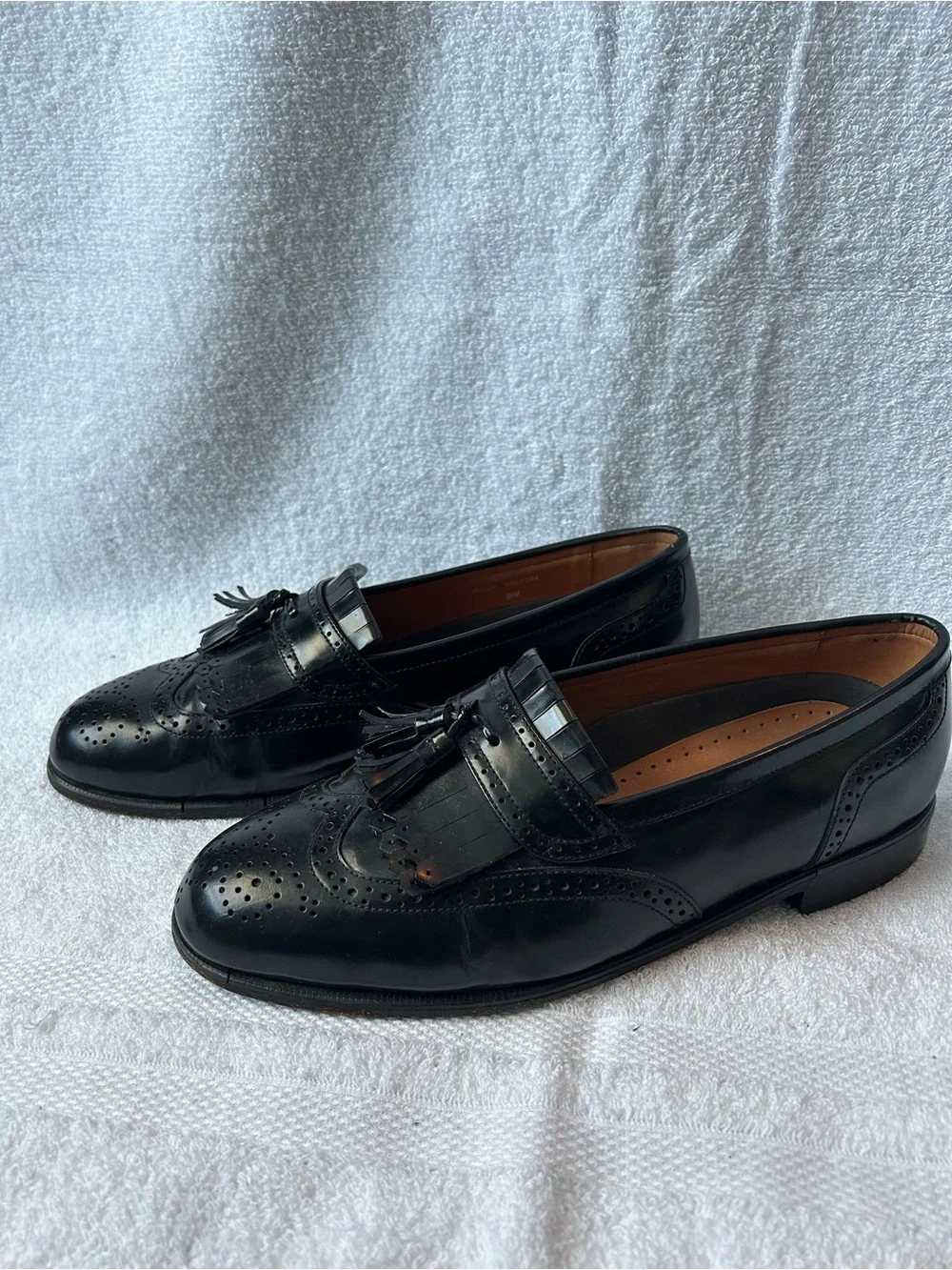 Classic Black Leather Tassel Loafers for Men